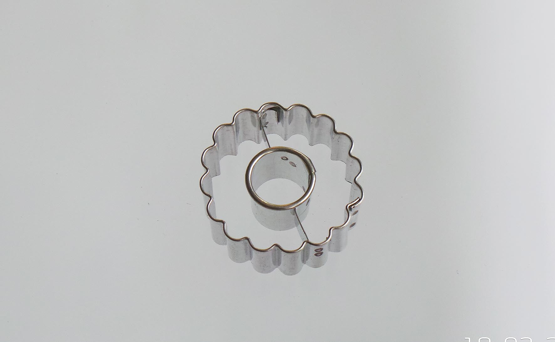 Keksausstecher Ring gezackt mit Loch (Oberteil) 37mm